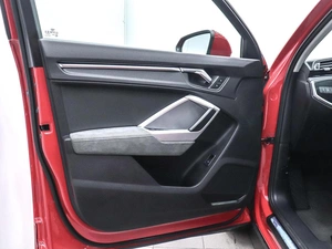 Внедорожник Audi Q3 2021 года, 2850000 рублей, Красноярск