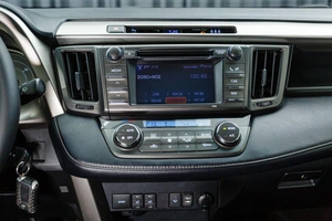 Внедорожник Toyota RAV4 2013 года, 1957000 рублей, Красноярск