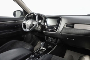 Внедорожник Mitsubishi Outlander 2021 года, 2949000 рублей, Новосибирск