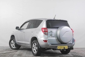 Внедорожник Toyota RAV4 2010 года, 1459000 рублей, Кемерово