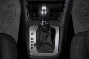 Внедорожник Volkswagen Tiguan 2011 года, 1339000 рублей, Кемерово