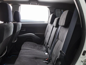 Внедорожник Mitsubishi Outlander 2008 года, 1150000 рублей, Омск