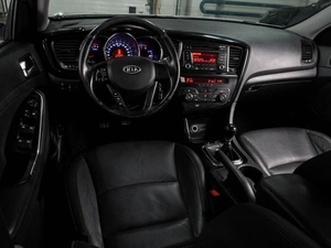 Седан Kia Optima 2012 года, 1089000 рублей, Воронеж
