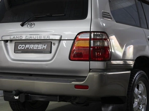 Внедорожник Toyota Land Cruiser 2002 года, 1990000 рублей, Омск