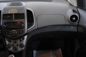 Седан Chevrolet Aveo 2012 года, 689000 рублей, Омск