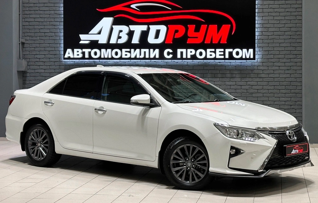 Седан Toyota Camry 2016 года, 2150000 рублей, Красноярск
