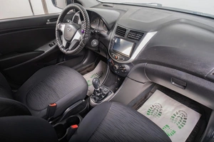 Седан Hyundai Solaris 2015 года, 829000 рублей, Томск