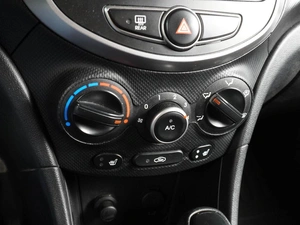 Хетчбэк Hyundai Solaris 2014 года, 999000 рублей, Воронеж