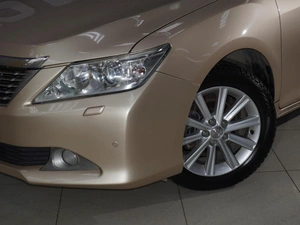 Седан Toyota Camry 2013 года, 1650111 рублей, Тверь
