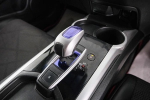 Хетчбэк Honda Jade 2017 года, 1499000 рублей, Красноярск