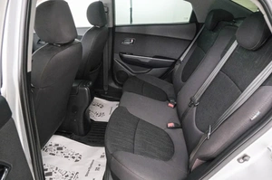 Седан Kia Rio 2012 года, 999000 рублей, Красноярск