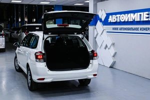 Универсал Toyota Corolla Fielder 2018 года, 1263000 рублей, Солонцы