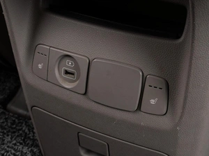 Минивэн Kia Carnival 2019 года, 3579000 рублей, Тюмень