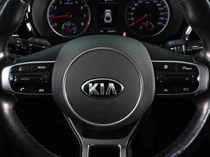 Седан Kia K5 2020 года, 2259000 рублей, Аксай