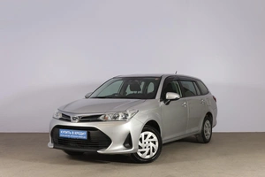Универсал Toyota Corolla Fielder 2018 года, 1549000 рублей, Новосибирск