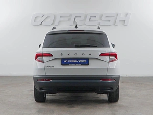Внедорожник Skoda Karoq 2020 года, 2249046 рублей, Москва