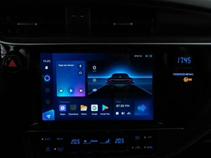 Седан Toyota Corolla 2018 года, 1549046 рублей, Москва