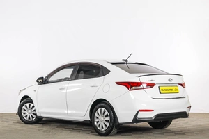 Седан Hyundai Solaris 2017 года, 789000 рублей, Тюмень
