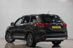 Внедорожник Mitsubishi Outlander 2015 года, 2049000 рублей, Новокузнецк