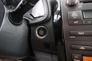Седан Toyota Corolla 2012 года, 1159000 рублей, Красноярск
