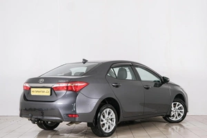 Седан Toyota Corolla 2017 года, 1549000 рублей, Красноярск