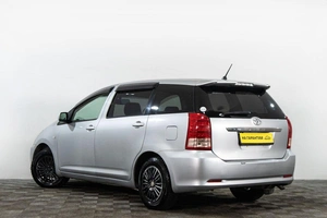 Минивэн Toyota Wish 2008 года, 849000 рублей, Сургут
