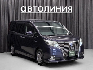 Минивэн Toyota Esquire 2015 года, 1765000 рублей, Красноярск