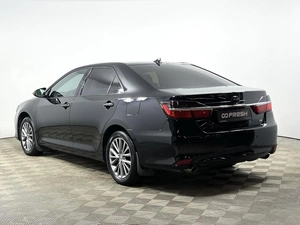 Седан Toyota Camry 2017 года, 2099900 рублей, Казань