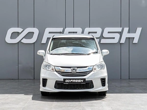 Минивэн Honda Freed 2014 года, 1330000 рублей, Краснодар
