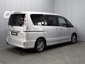 Минивэн Nissan Serena 2010 года, 1090000 рублей, Омск