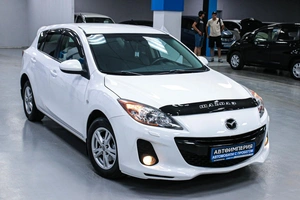 Хетчбэк Mazda 3 2012 года, 958000 рублей, Солонцы
