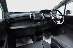 Минивэн Honda Freed 2014 года, 1299000 рублей, Новосибирск