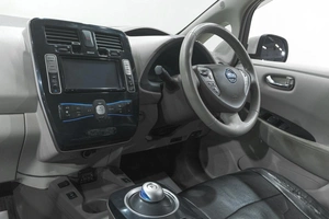 Хетчбэк Nissan Leaf 2012 года, 679000 рублей, Новокузнецк