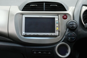 Хетчбэк Honda Fit 2011 года, 969000 рублей, Омск