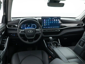 Внедорожник Toyota Highlander 2026 года, 5568888 рублей, Москва