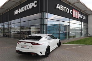 Лифтбек Kia Stinger 2018 года, 3700000 рублей, Мирное