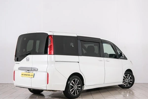 Минивэн Honda Stepwgn 2015 года, 1759000 рублей, Красноярск