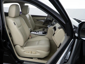 Седан Infiniti Q70 2014 года, 1827077 рублей, Москва