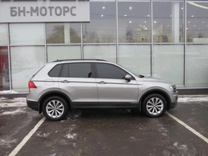 Внедорожник Volkswagen Tiguan 2020 года, 1890000 рублей, Брянск
