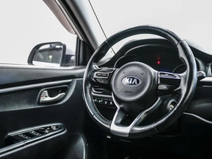 Хетчбэк Kia Rio X-Line 2019 года, 1400000 рублей, Красноярск