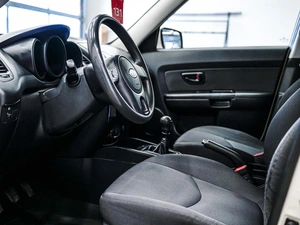 Хетчбэк Kia Soul 2011 года, 860000 рублей, Красноярск