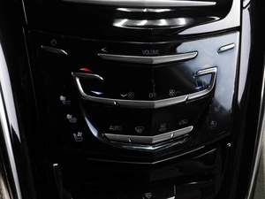 Внедорожник Cadillac Escalade 2016 года, 3645000 рублей, Тюмень