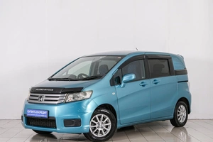 Минивэн Honda Freed 2011 года, 1009000 рублей, Красноярск