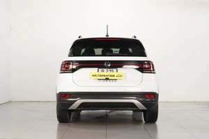 Внедорожник Volkswagen T-Cross 2022 года, 1729000 рублей, Челябинск