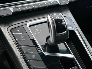 Внедорожник Geely Atlas Pro 2023 года, 2039000 рублей, Ижевск