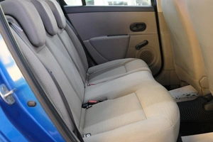 Хетчбэк Renault Clio 2006 года, 479000 рублей, Омск