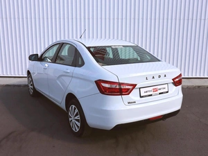 Седан ВАЗ (LADA) Vesta 2018 года, 840000 рублей, Брянск