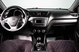 Седан Kia Rio 2015 года, 1039000 рублей, Сургут