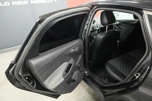 Хэтчбек Ford Focus 2012 года, 910000 рублей, Курск