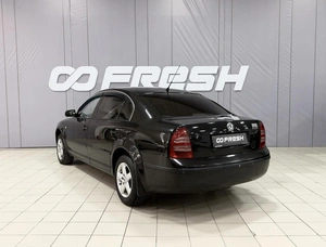 Седан Skoda Superb 2005 года, 569000 рублей, Нижневартовск